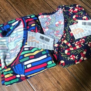 TWO Lularoe Holiday Xs Classic T’s